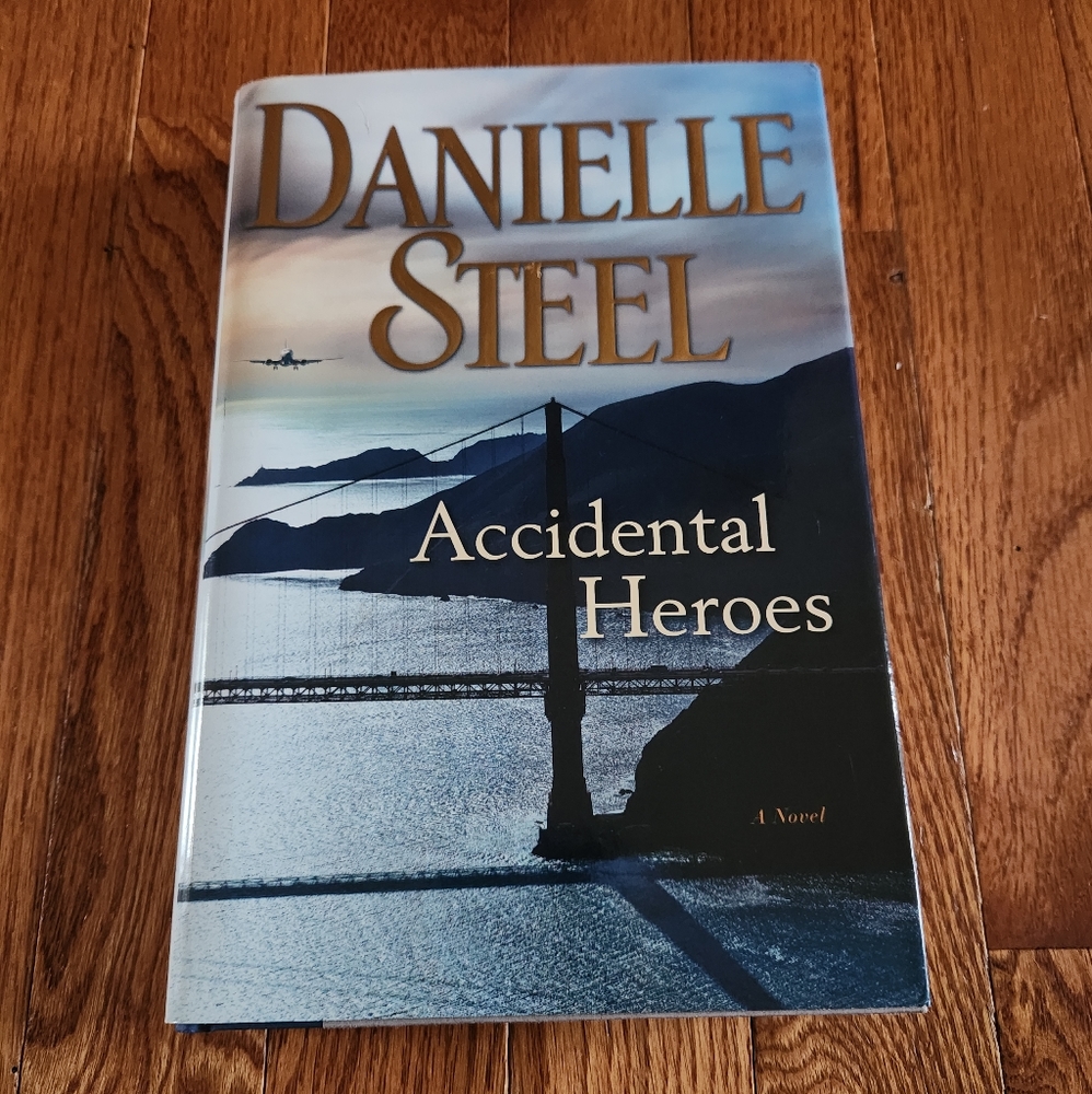Danielle Steel Accidental Heroes Hardback/New